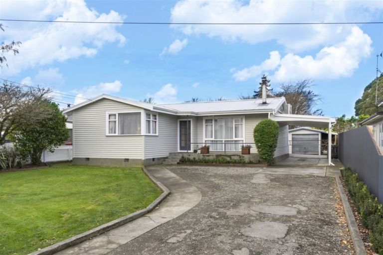 Photo of property in 64 Raglan Street, Lansdowne, Masterton, 5810