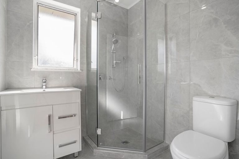 Photo of property in 10 Benmore Place, Manurewa, Auckland, 2102