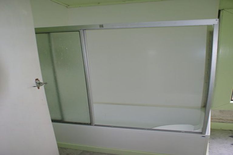 Photo of property in 10a Wharfe Street, South Hill, Oamaru, 9400