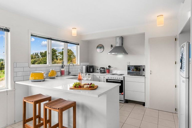 Photo of property in 65b Otara Road, Kaiwaka, 0573