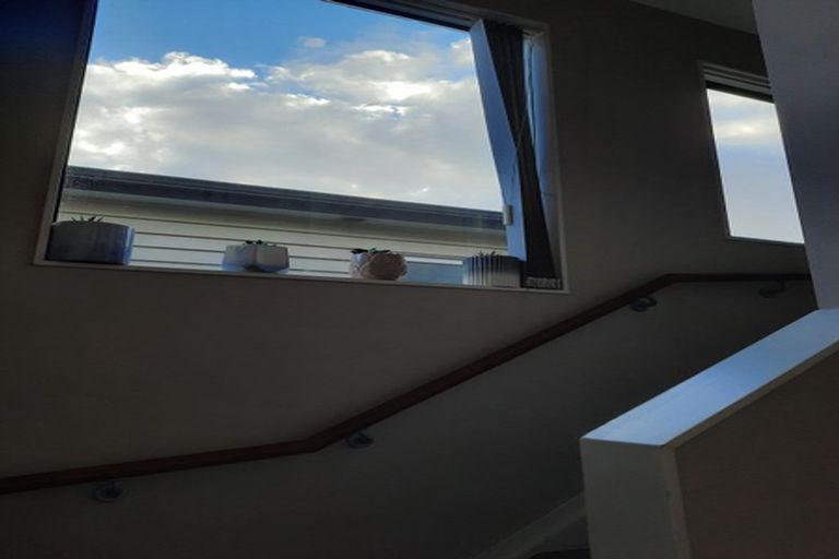 Photo of property in 9 Agapanthus Place, Flat Bush, Auckland, 2016