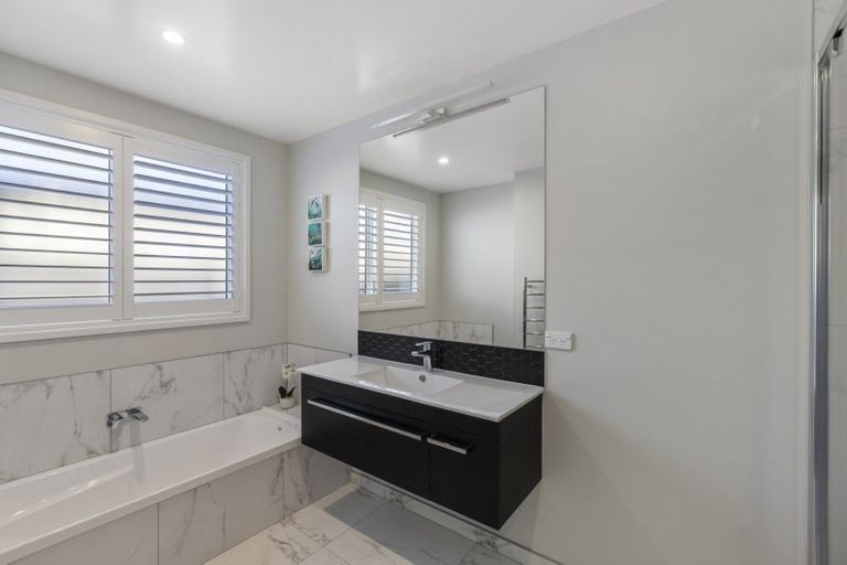 Photo of property in 3 Makura Drive, Papamoa Beach, Papamoa, 3118