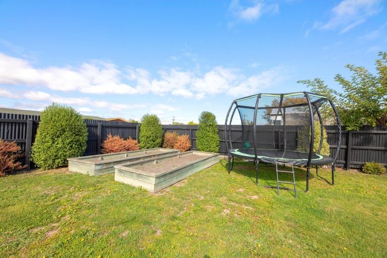 Photo of property in 6 Newbourne Crescent, Redwoodtown, Blenheim, 7201