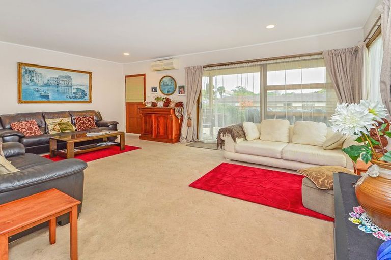 Photo of property in 9 Cooper Street, Pukekohe, 2120