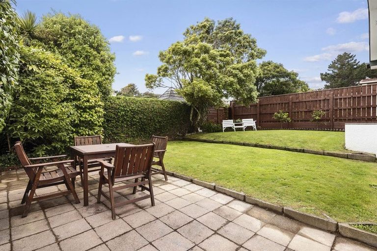 Photo of property in 5 Caesars Place, Churton Park, Wellington, 6037