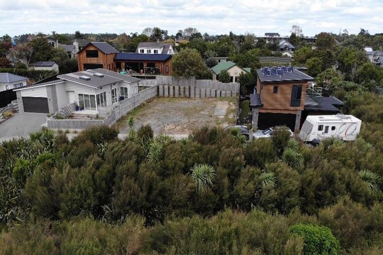 Photo of property in 47 Ara Kakara Avenue, Huapai, Kumeu, 0810