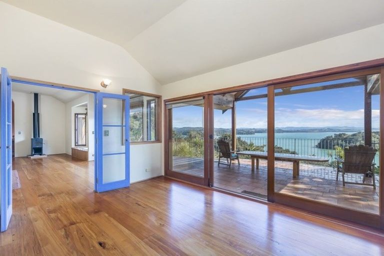 Photo of property in 61 Ridge Road, Mahurangi East, Warkworth, 0982