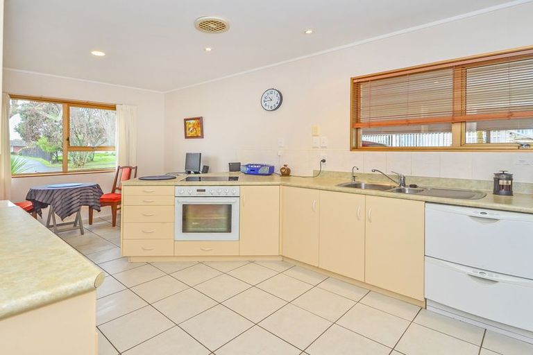 Photo of property in 9 Cooper Street, Pukekohe, 2120