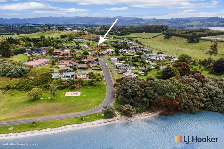 Photo of property in 16a Harbour View Road, Pukenui, 0484