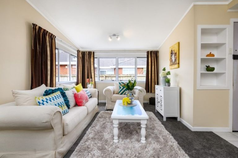 Photo of property in 27a Omagh Avenue, Papatoetoe, Auckland, 2025