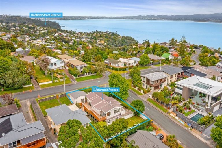 Photo of property in 1 Jacaranda Avenue, Beach Haven, Auckland, 0626