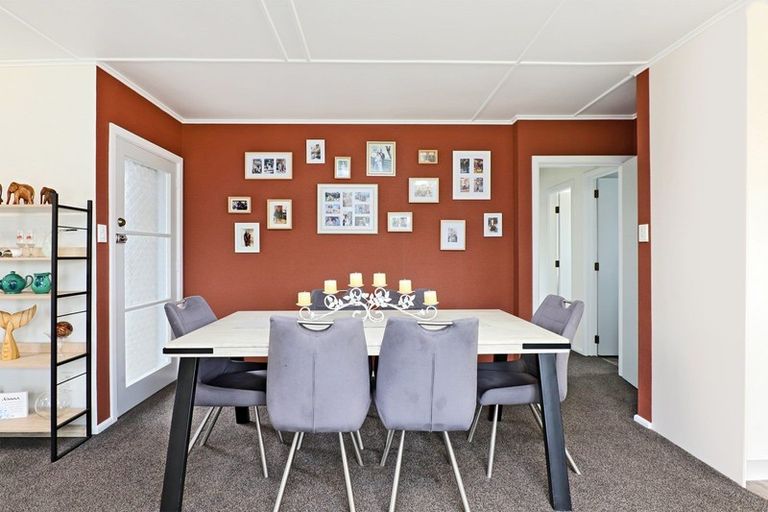 Photo of property in 44 Clarence Cox Crescent, Pirimai, Napier, 4112