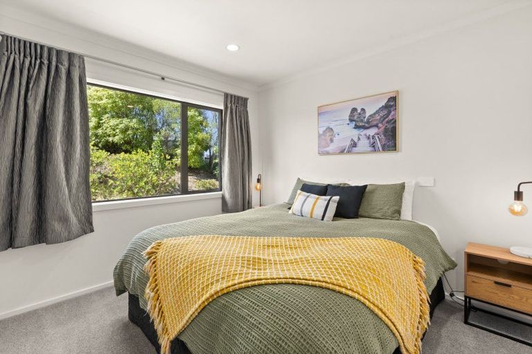 Photo of property in 32 Quarry Ridge, Poraiti, Napier, 4182