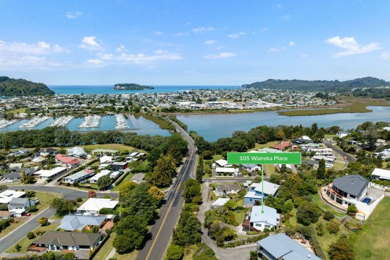 Photo of property in 105 Waireka Place, Whangamata, 3620