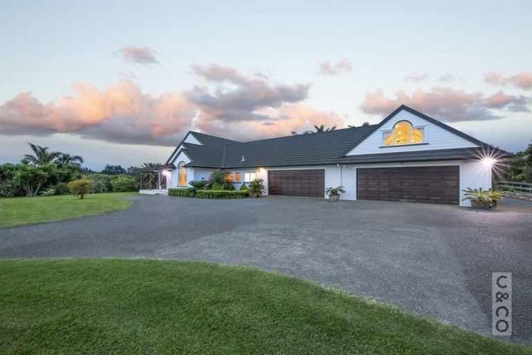 Photo of property in 296 Old North Road, Kumeu, 0892