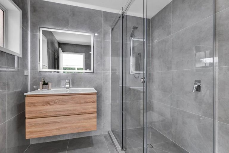 Photo of property in 20 Tiverton Crescent, Whalers Gate, New Plymouth, 4310