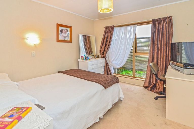 Photo of property in 9 Cooper Street, Pukekohe, 2120