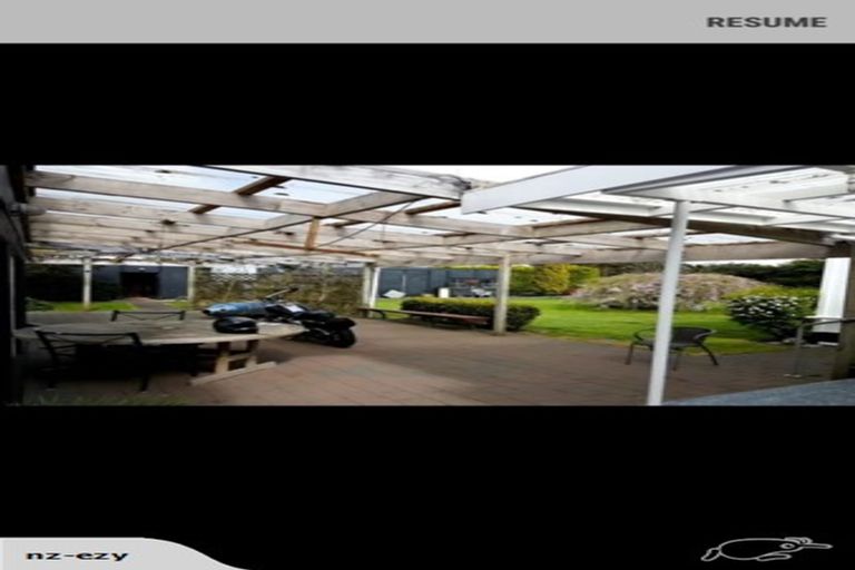 Photo of property in 295 Glover Road, Hawera, 4675