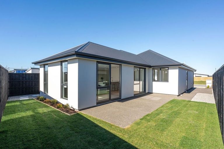 Photo of property in 8 Cooksley Lane, Rangiora, 7400