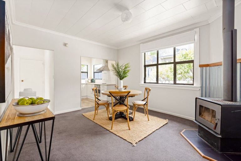 Photo of property in 153 Milton Road, Bluff Hill, Napier, 4110