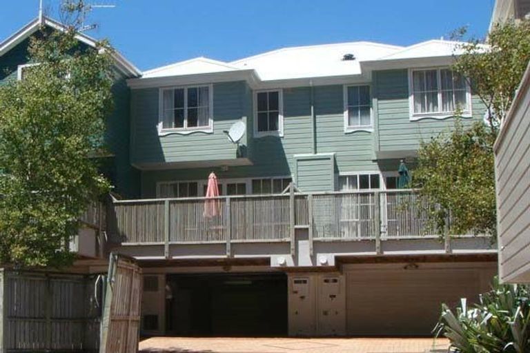 Photo of property in 154 Tinakori Road, Thorndon, Wellington, 6011