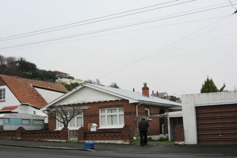 Photo of property in 280 Macandrew Road, Forbury, Dunedin, 9012