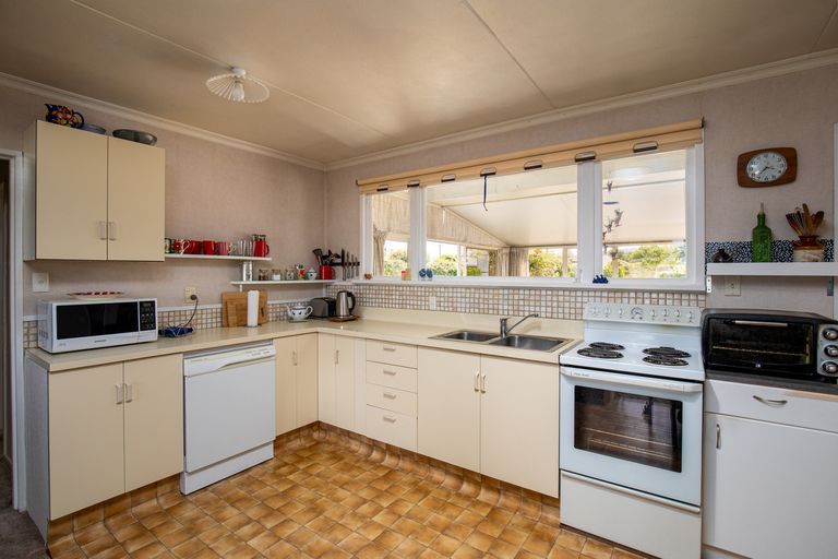 Photo of property in 38 Clutha Street, Alexandra, 9320