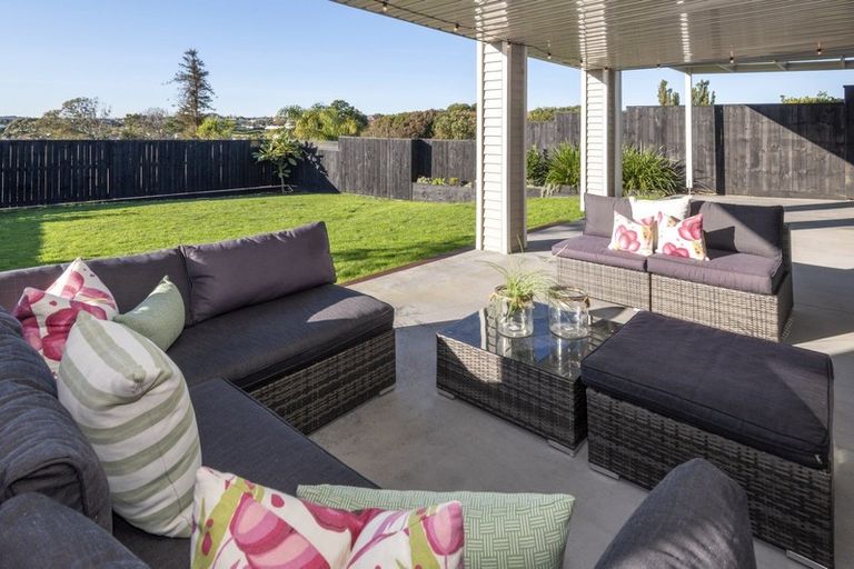 Photo of property in 78 Alexander Street, Cockle Bay, Auckland, 2014