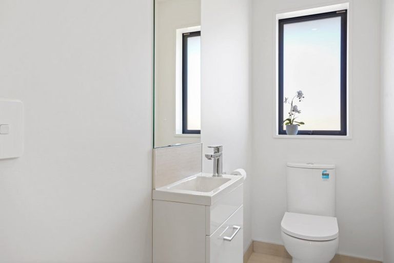 Photo of property in 67 Hilton Drive, Amberley, 7410