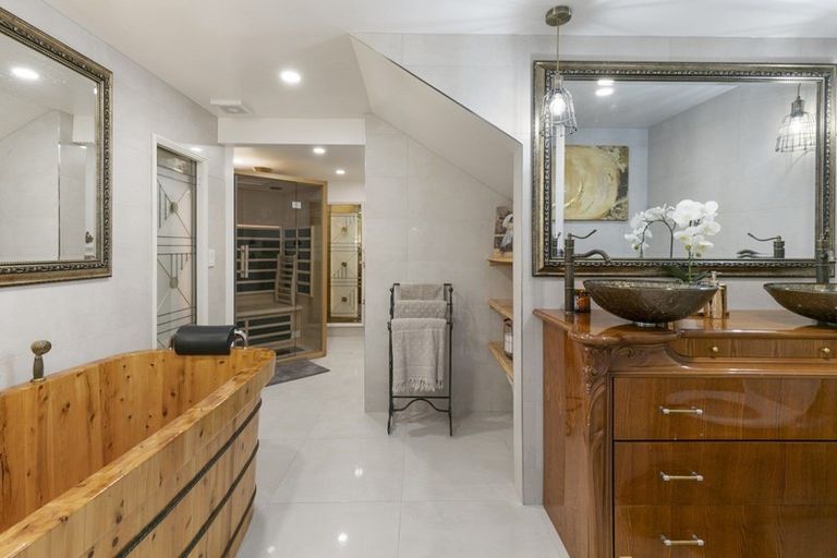 Photo of property in 23 Meadowbank Drive, Belmont, Lower Hutt, 5010