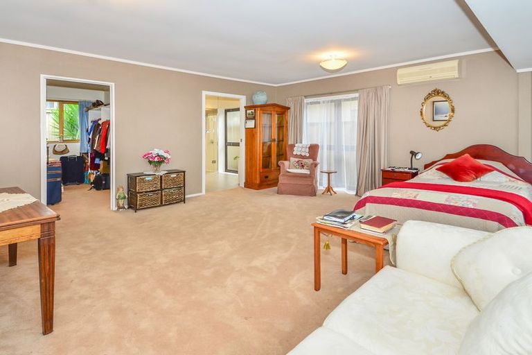 Photo of property in 9 Cooper Street, Pukekohe, 2120