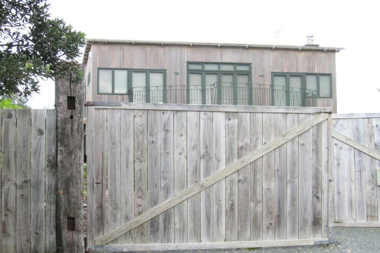 Photo of property in 7 Lagoon Way, Omaha, 0986