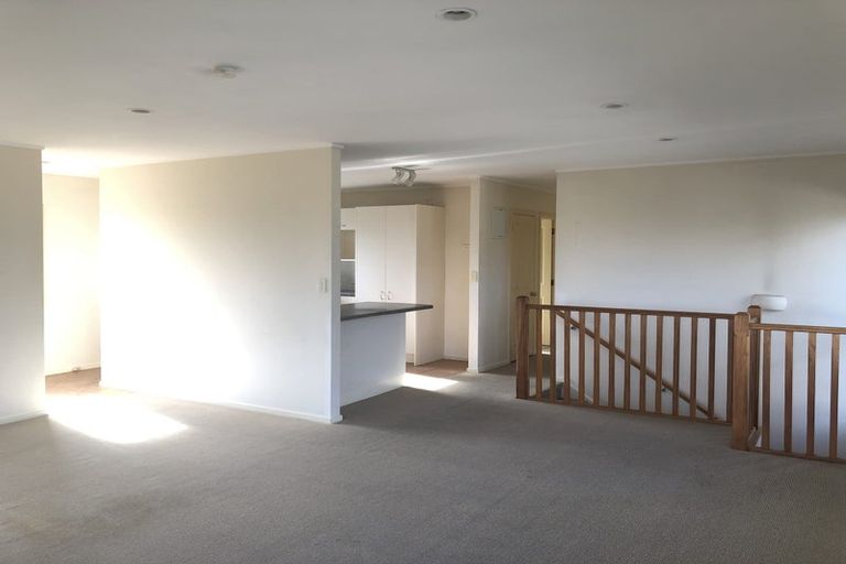 Photo of property in 726b East Coast Road, Pinehill, Auckland, 0632