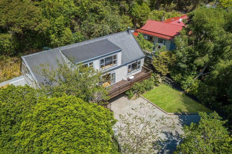 Photo of property in 64 Cluny Road, Plimmerton, Porirua, 5026
