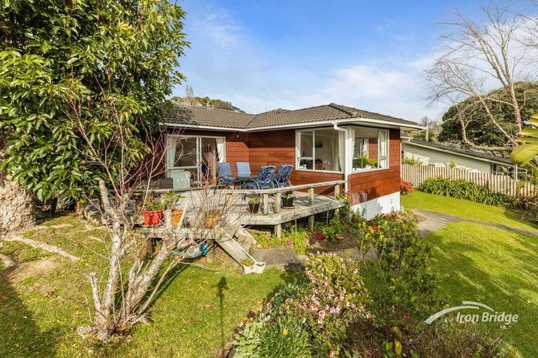 Photo of property in 15 Carina Crescent, Torbay, Auckland, 0630
