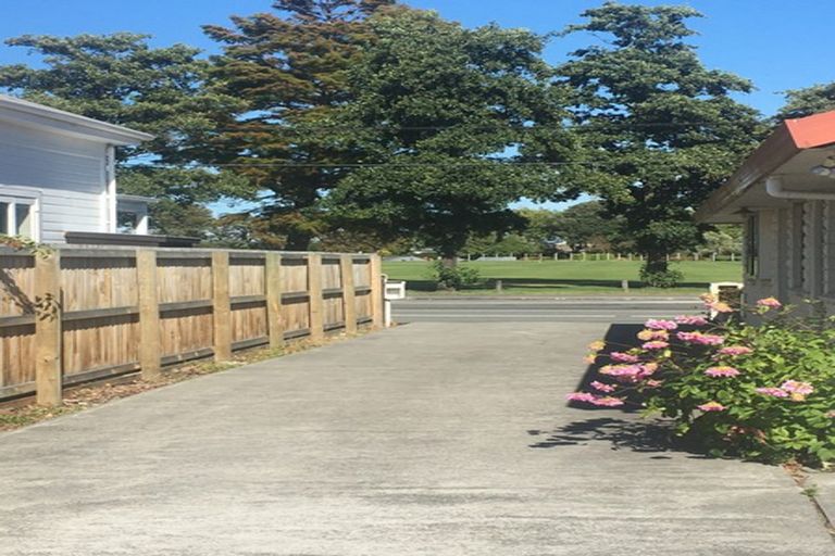 Photo of property in 2/644 Barbadoes Street, Edgeware, Christchurch, 8013