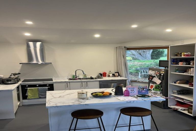 Photo of property in 12 Puriri Street, Eastbourne, Lower Hutt, 5013