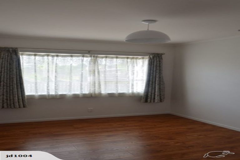 Photo of property in 296 Royal Road, Massey, Auckland, 0614