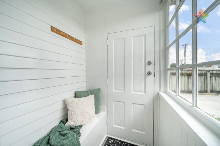 Photo of property in 32 Exchange Street, Ebdentown, Upper Hutt, 5018