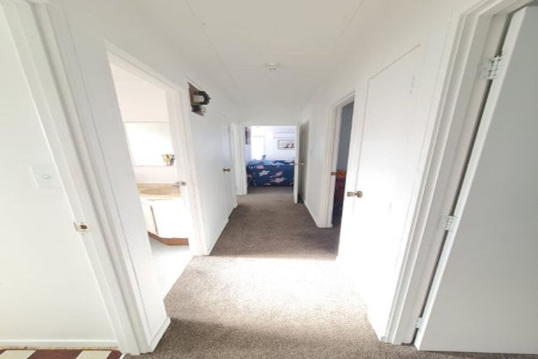 Photo of property in 2/54 Ambler Avenue, Glen Eden, Auckland, 0602