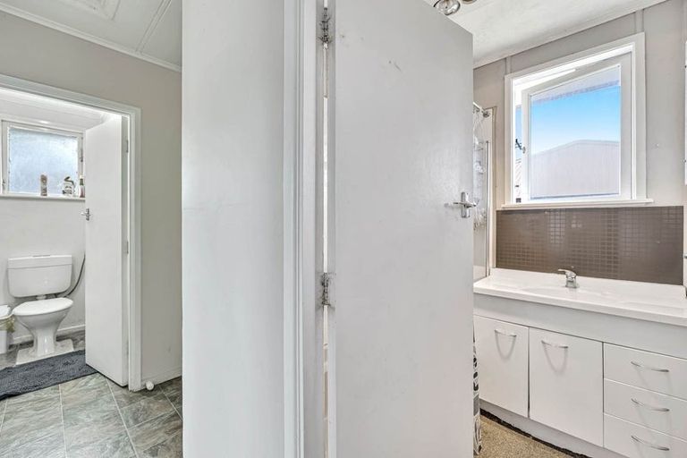 Photo of property in 17 Dawson Road, Otara, Auckland, 2023