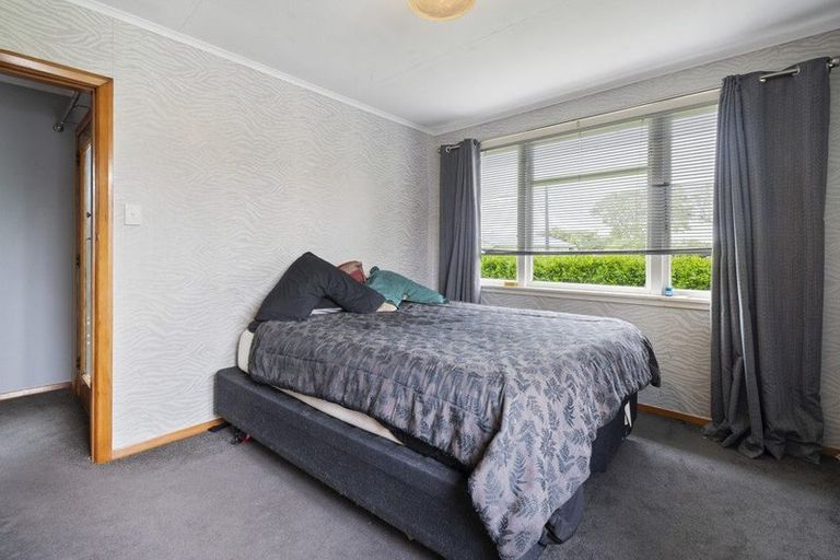 Photo of property in 19 Pembroke Street, Highbury, Palmerston North, 4412