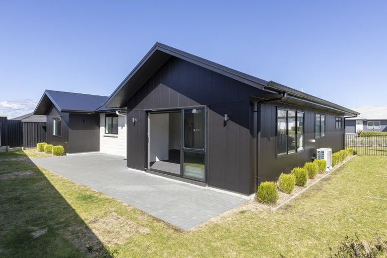 Photo of property in 14 Mayfly Grove, Nukuhau, Taupo, 3330