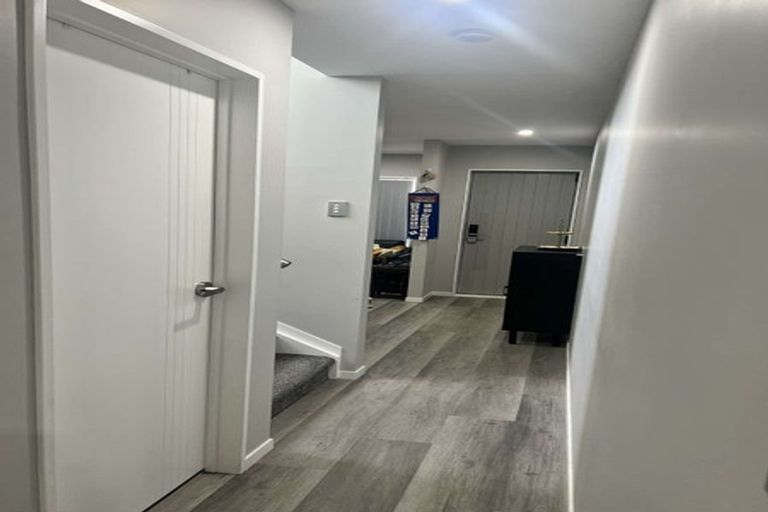 Photo of property in 73 Marendellas Drive, Bucklands Beach, Auckland, 2014