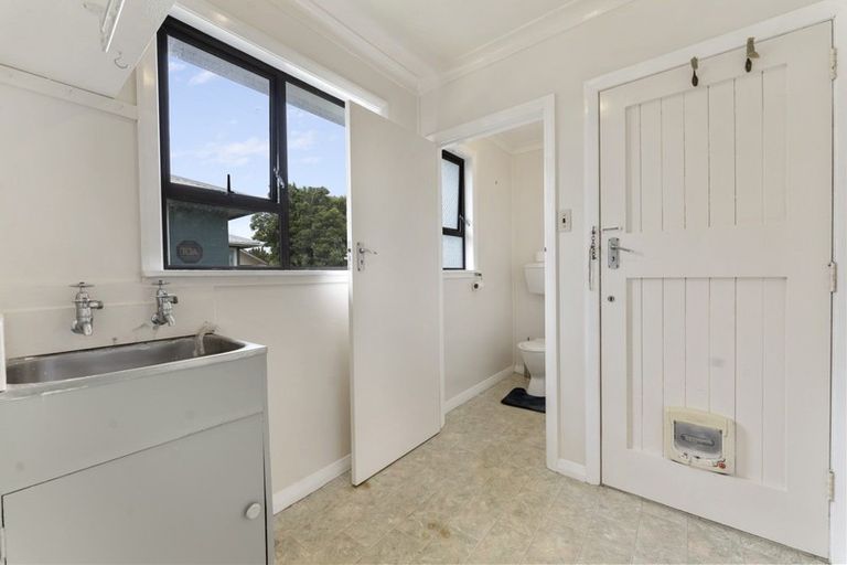 Photo of property in 32 Gloucester Street, Takaro, Palmerston North, 4412
