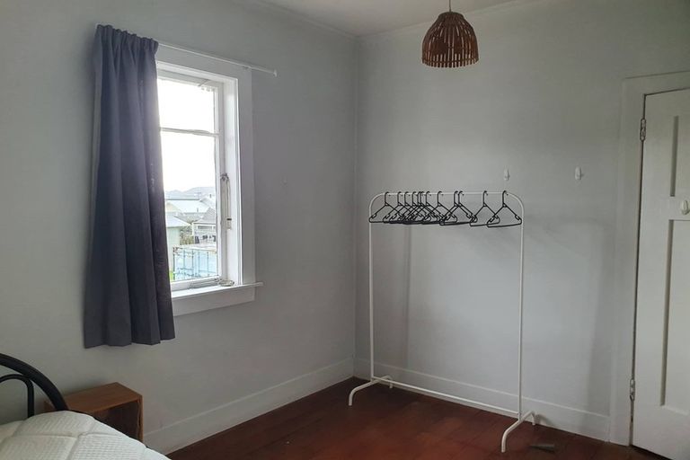 Photo of property in 147a Onepu Road, Lyall Bay, Wellington, 6022