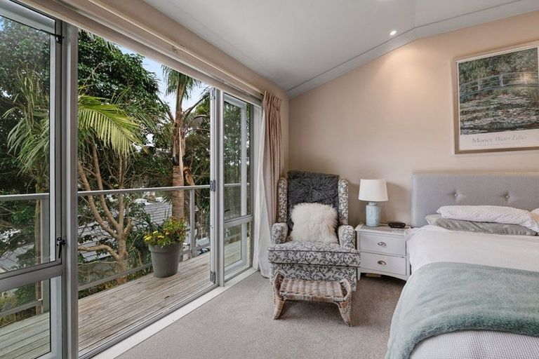Photo of property in 5 Palm Cove, Arkles Bay, Whangaparaoa, 0932
