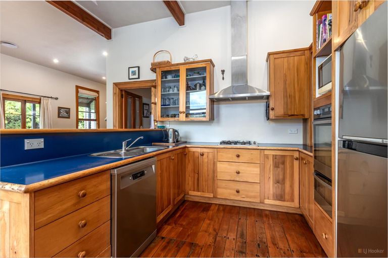 Photo of property in 111 Main North Road, Geraldine, 7930