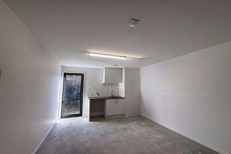 Photo of property in 5a Richards Avenue, Papanui, Christchurch, 8053
