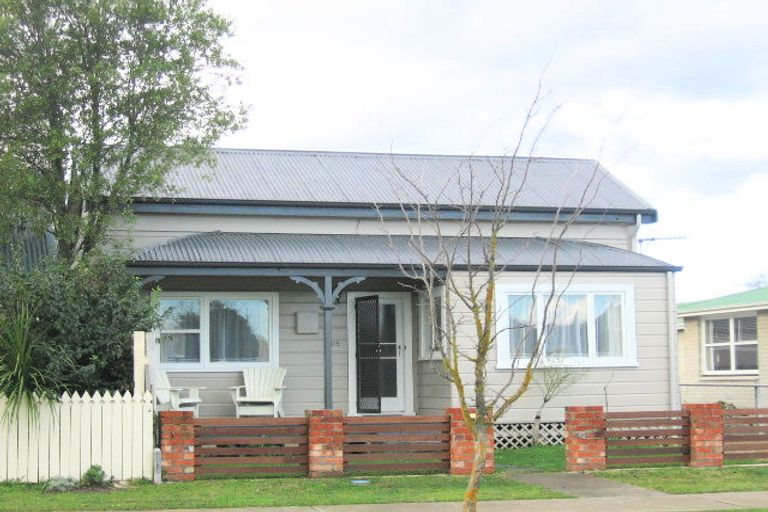 Photo of property in 605 Avenue Road West, Saint Leonards, Hastings, 4120